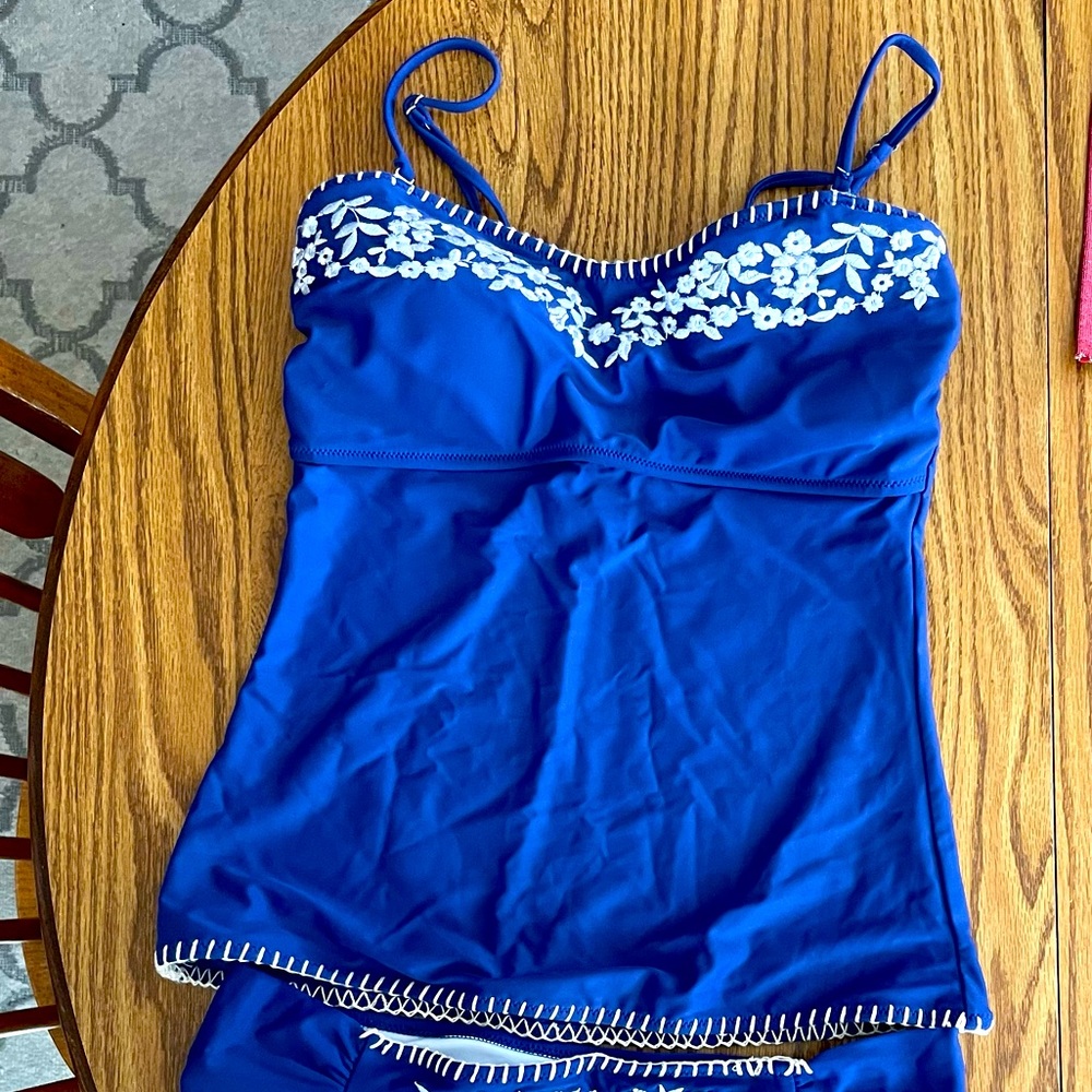 Cupshe Tankini